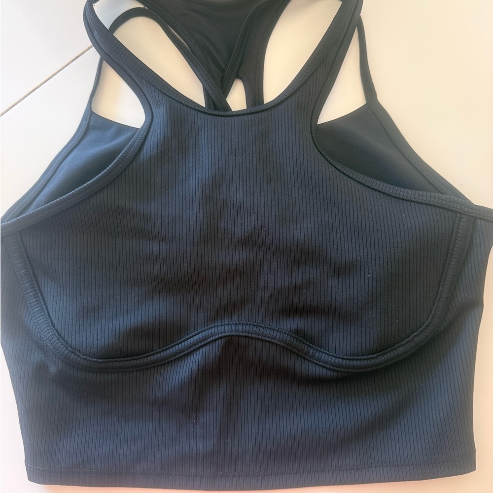 Women's ALO Black Sports Bra
